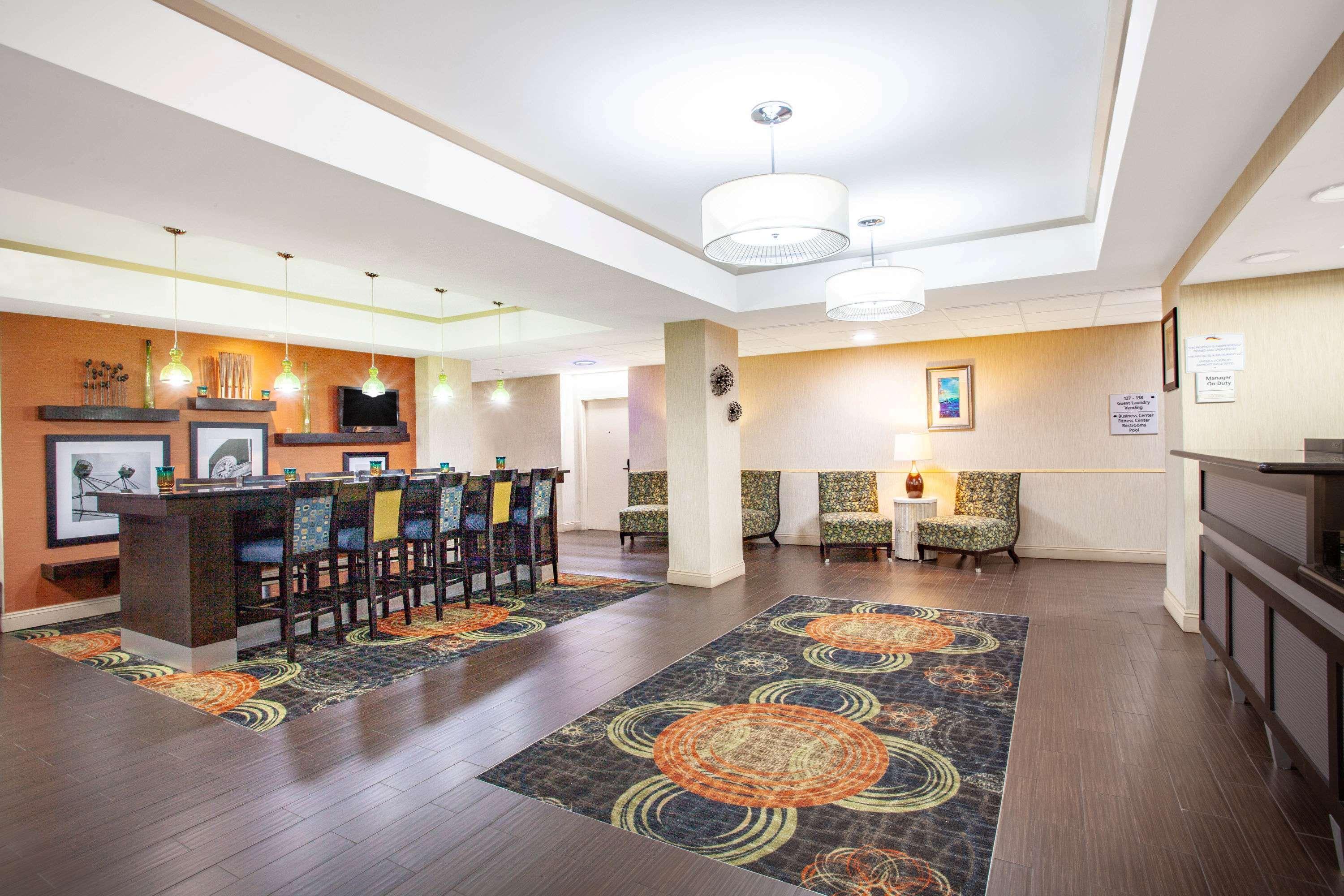 Baymont By Wyndham Saraland Hotel Exterior photo