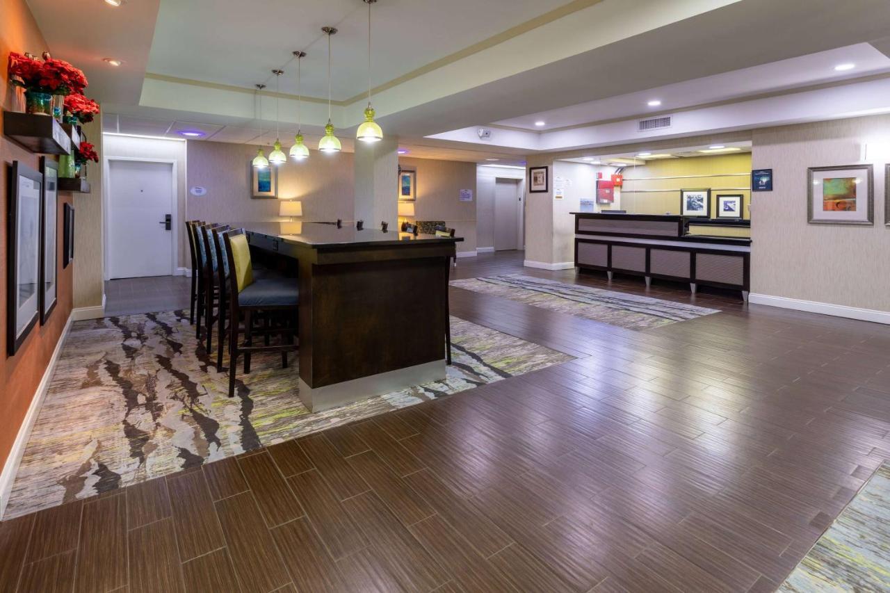 Baymont By Wyndham Saraland Hotel Exterior photo
