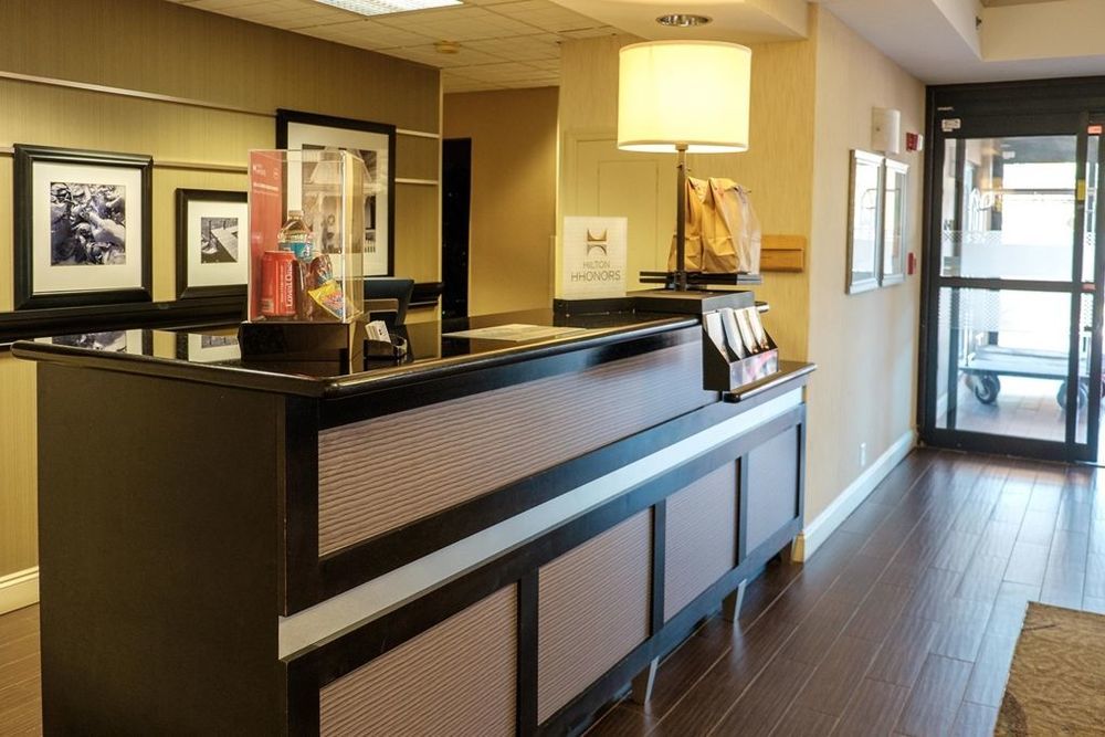 Baymont By Wyndham Saraland Hotel Interior photo